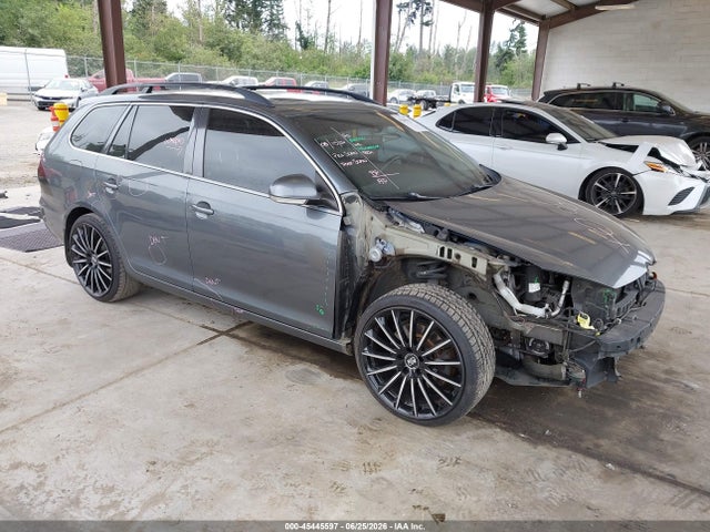 45445597 :رقم المزاد ، 3VWPL8AJ5BM697500 vin ، 2011 Volkswagen Jetta Sportwagen 2.0l Tdi مزاد بيع