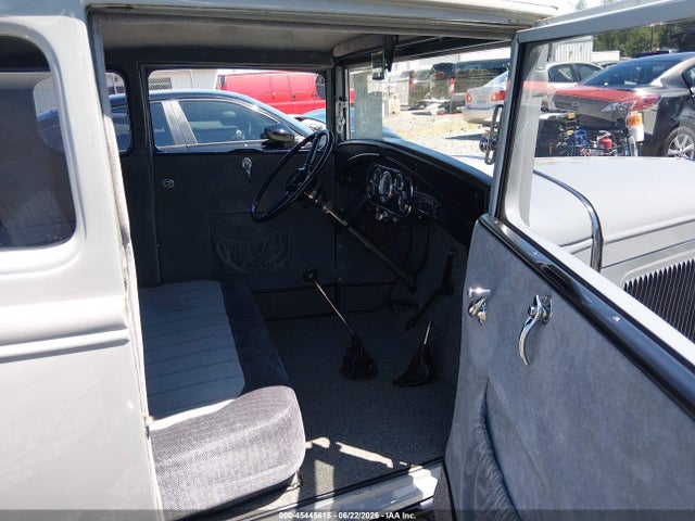 1930 Ford Coupe მანქანა იყიდება აუქციონზე, vin: C5181301000000000, აუქციონის ნომერი: 45445615