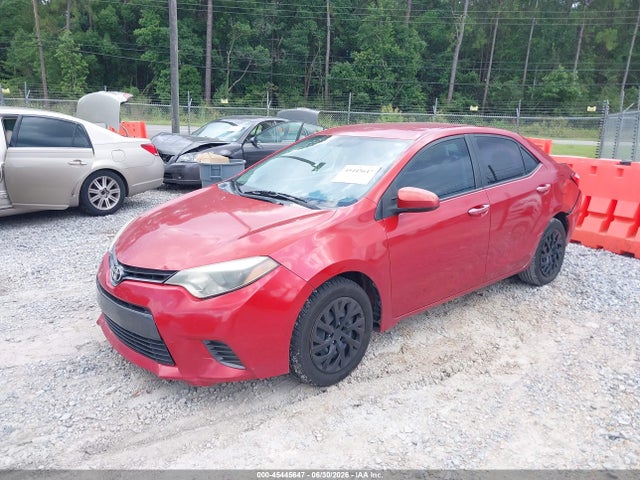 Toyota COROLLA LE 2015 5YFBURHE5FP306711 Image 2