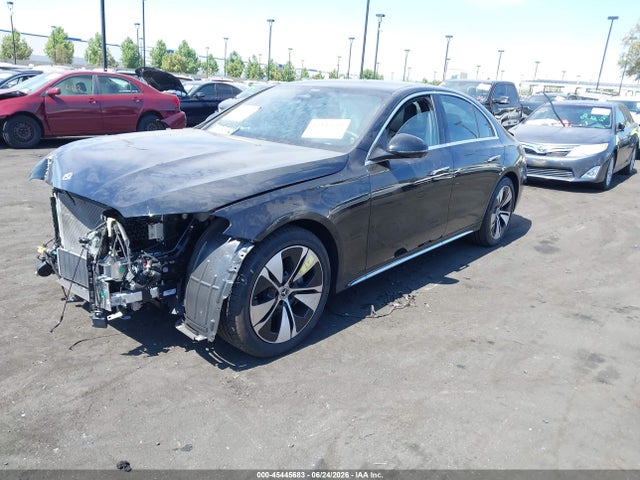 Mercedes-Benz E 350 2026 W1KLF4GB9TA224558 Image 2