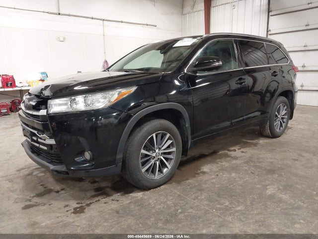 Aukcja sprzedaży 2018 Toyota Highlander Xle, vin: 5TDJZRFH8JS523566, numer aukcji: 45445689