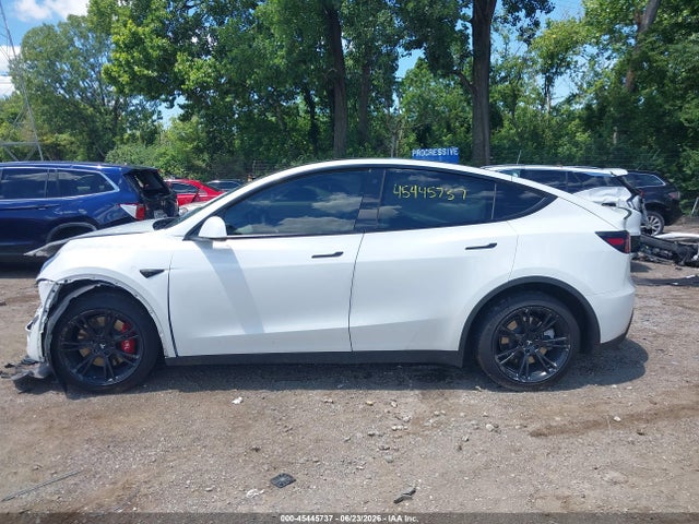 45445737 :رقم المزاد ، 7SAYGAEE9NF427892 vin ، 2022 Tesla Model Y Long Range Dual Motor All-wheel Drive مزاد بيع