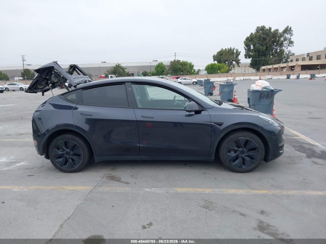 Продажа на аукционе авто 2024 Tesla Model Y Long Range Dual Motor All-wheel Drive, vin: 7SAYGDEE2RF159825, номер лота: 45445765