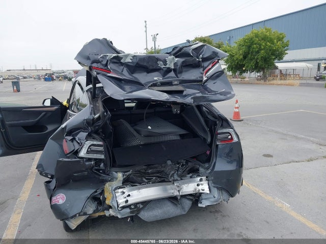 Продажа на аукционе авто 2024 Tesla Model Y Long Range Dual Motor All-wheel Drive, vin: 7SAYGDEE2RF159825, номер лота: 45445765
