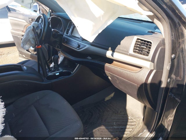 Aukcja sprzedaży 2018 Toyota Highlander Le, vin: 5TDBZRFH4JS851426, numer aukcji: 45445782