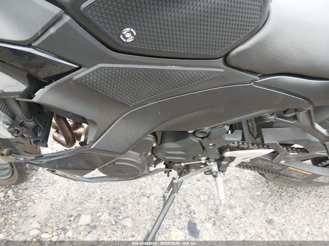 45445805 :رقم المزاد ، ML5EXGH10TDA73399 vin ، 2026 Kawasaki Ex500 H مزاد بيع
