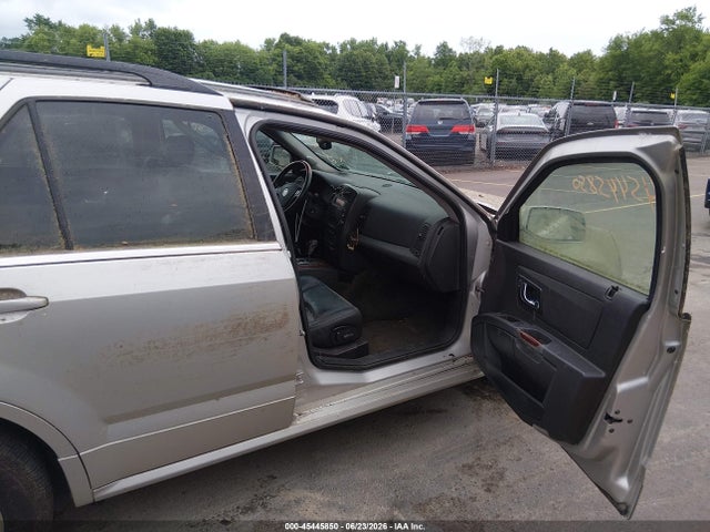 Продаж на аукціоні авто 2004 Cadillac Srx Standard, vin: 1GYDE637740118464, номер лоту: 45445850