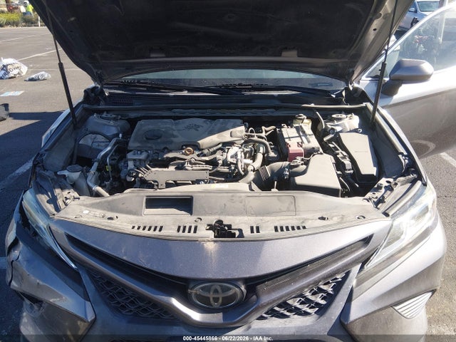 4T1B11HK5JU501084 Toyota CAMRY SE
