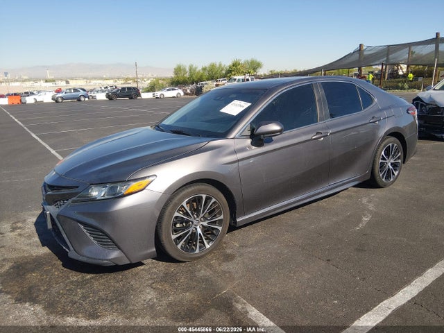 4T1B11HK5JU501084 Toyota CAMRY SE