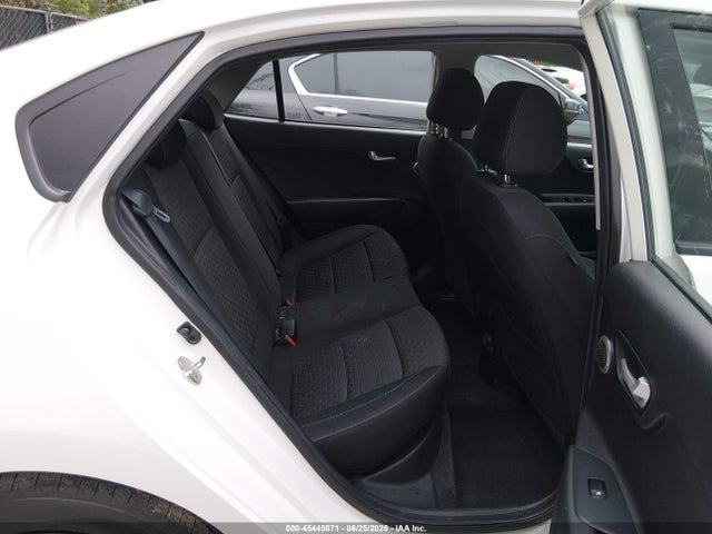 2019 Kia Rio S მანქანა იყიდება აუქციონზე, vin: 3KPA24AB4KE233220, აუქციონის ნომერი: 45445871