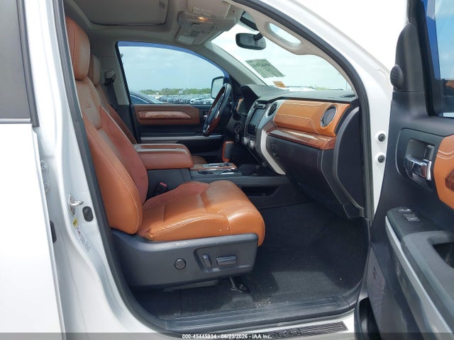 5TFAW5F19EX368207 Toyota Tundra 1794 5.7l V8