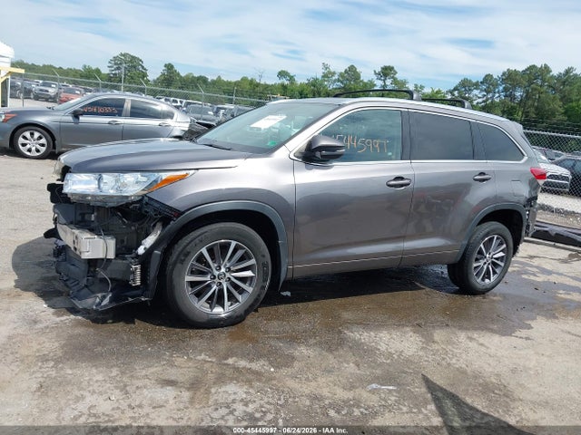 Toyota Highlander Xle 2018 5TDJZRFH9JS818725 Image 15