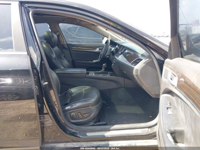 Продажа на аукционе авто 2015 Hyundai Genesis 3.8, vin: KMHGN4JE3FU032245, номер лота: 45445998