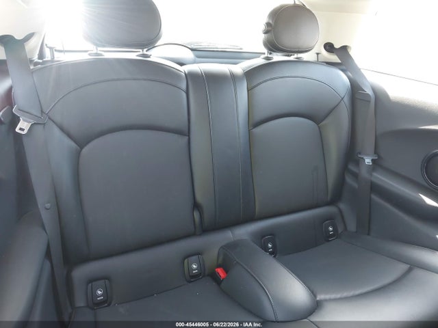 45446005 :رقم المزاد ، WMWXM5C50FT939029 vin ، 2015 Mini Hardtop Cooper مزاد بيع