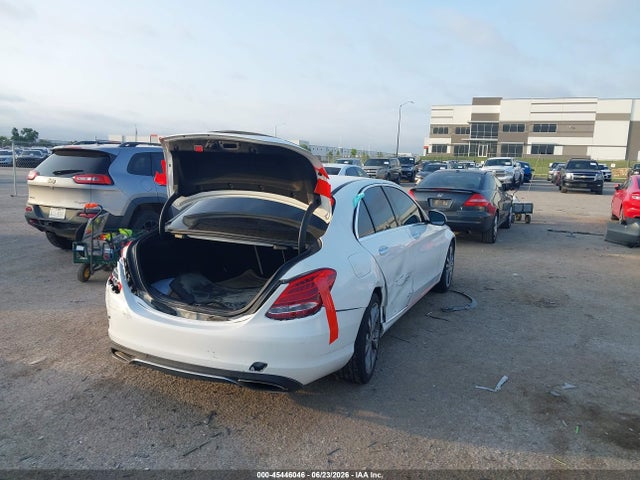 Продаж на аукціоні авто 2015 Mercedes-benz C 300, vin: 55SWF4JB3FU088390, номер лоту: 45446046
