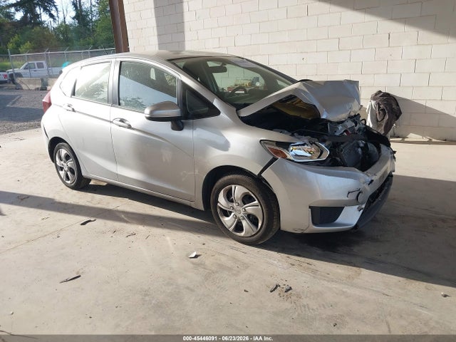 Honda FIT LX 2016 JHMGK5H59GX033357 Image 1