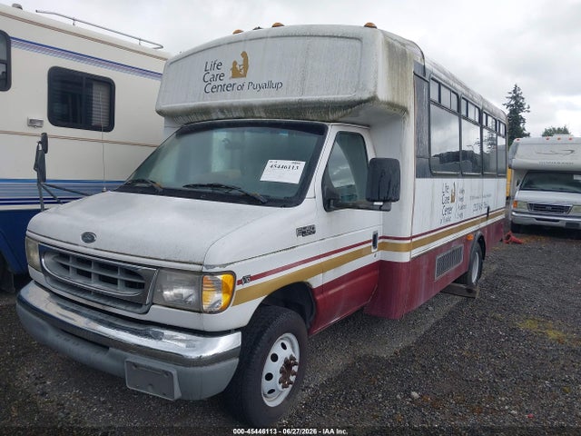 2000 Ford E-450 Cutaway Standard მანქანა იყიდება აუქციონზე, vin: 1FDXE45S3YHB54051, აუქციონის ნომერი: 45446113