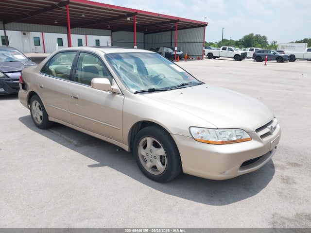 45446126 :رقم المزاد ، JHMCG6671YC015034 vin ، 2000 Honda Accord 2.3 Ex مزاد بيع