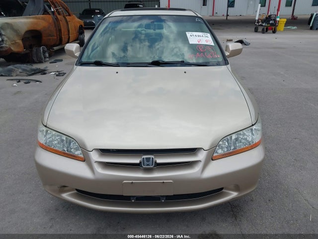 45446126 :رقم المزاد ، JHMCG6671YC015034 vin ، 2000 Honda Accord 2.3 Ex مزاد بيع