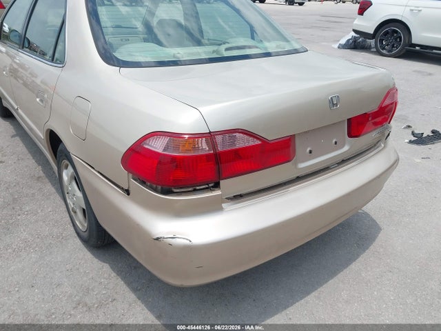 45446126 :رقم المزاد ، JHMCG6671YC015034 vin ، 2000 Honda Accord 2.3 Ex مزاد بيع
