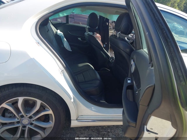 Продаж на аукціоні авто 2017 Mercedes-benz C 300 4matic, vin: 55SWF4KB3HU195828, номер лоту: 45446141