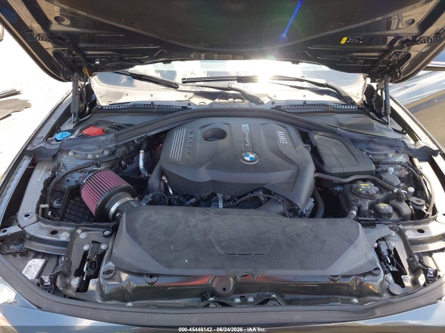 45446142 :رقم المزاد ، WBA8D9C56JA615423 vin ، 2018 Bmw 330i Xdrive مزاد بيع