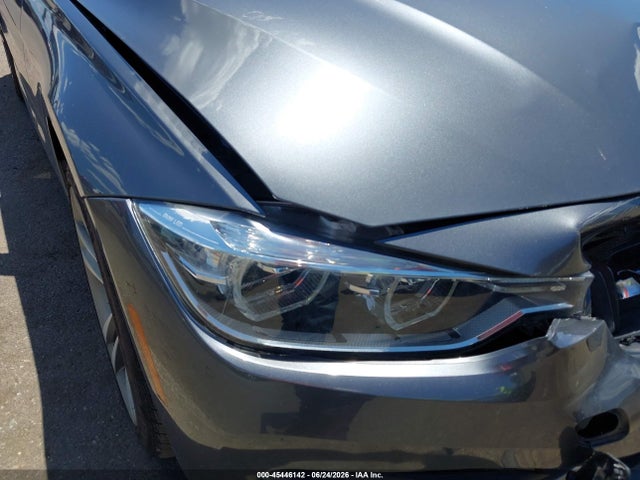 45446142 :رقم المزاد ، WBA8D9C56JA615423 vin ، 2018 Bmw 330i Xdrive مزاد بيع