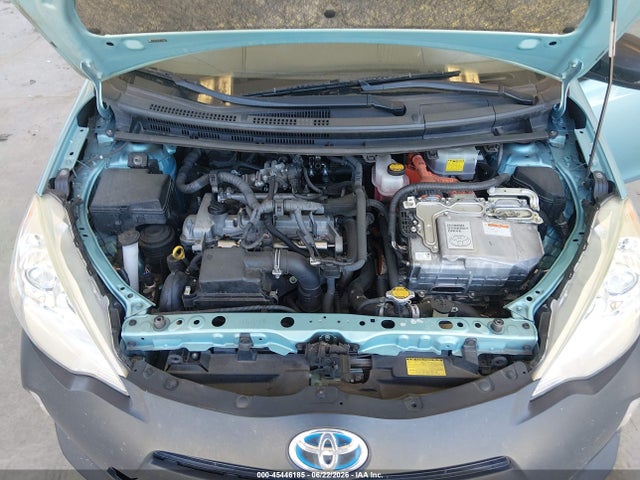 Toyota Prius C Four 2014 JTDKDTB32E1066993 Image 10