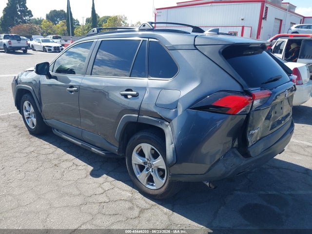 Toyota Rav4 Xle 2019 JTMW1RFV5KD504327 Image 3