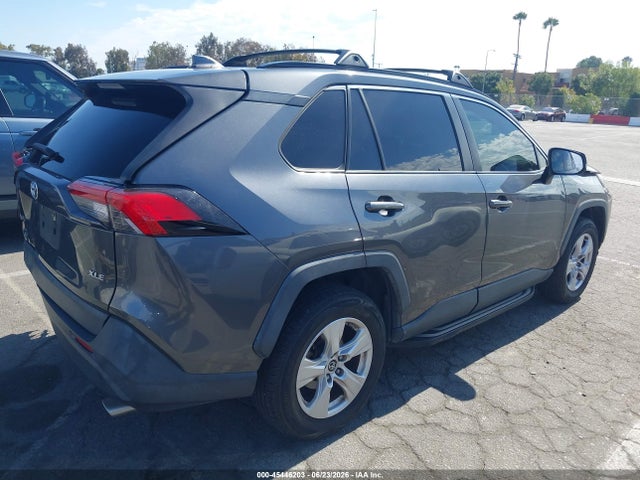 Toyota Rav4 Xle 2019 JTMW1RFV5KD504327 Image 4