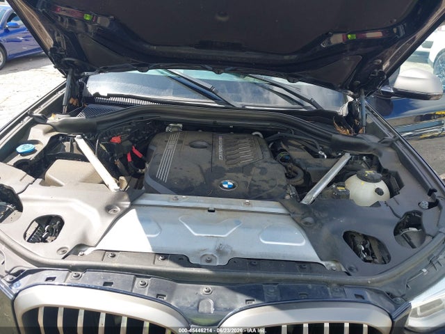 45446214 :رقم المزاد ، 5UXTY9C04M9F40086 vin ، 2021 Bmw X3 M40i مزاد بيع