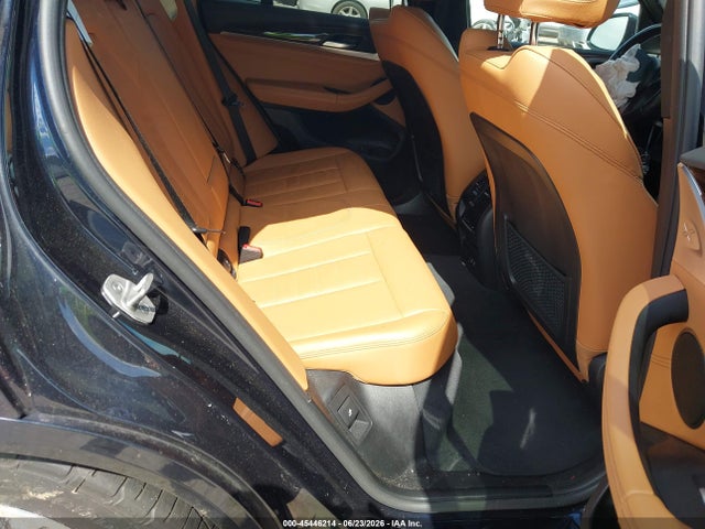 45446214 :رقم المزاد ، 5UXTY9C04M9F40086 vin ، 2021 Bmw X3 M40i مزاد بيع
