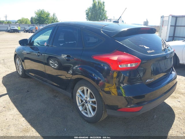 1FADP3K2XGL263320 Ford FOCUS SE