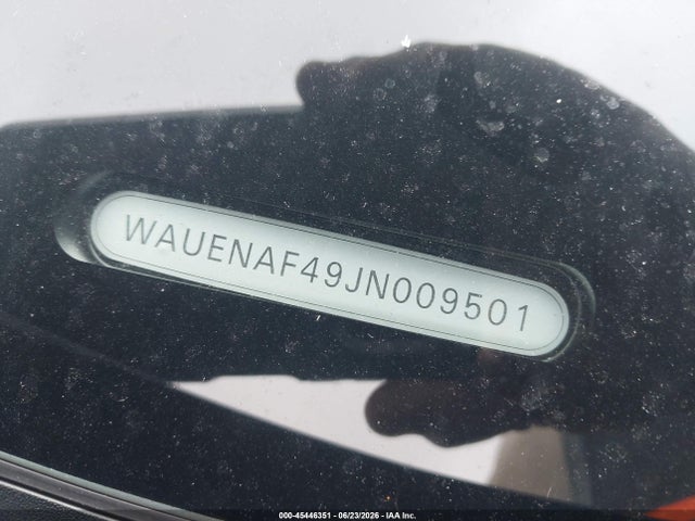Продаж на аукціоні авто 2018 Audi A4 2.0t Premium/2.0t Tech Premium, vin: WAUENAF49JN009501, номер лоту: 45446351