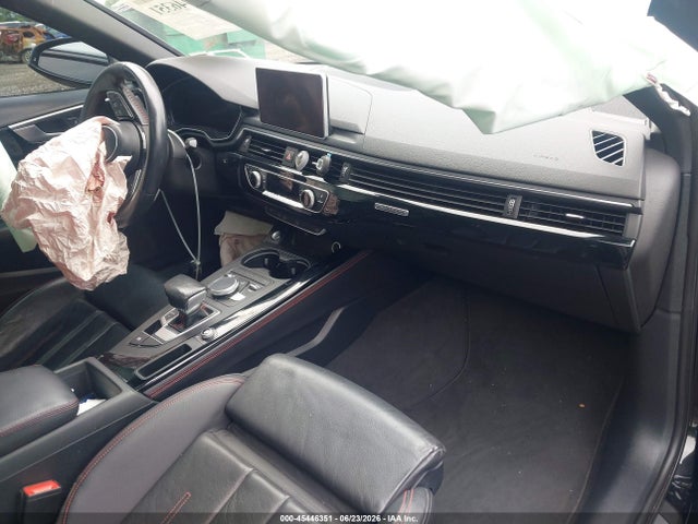 Продаж на аукціоні авто 2018 Audi A4 2.0t Premium/2.0t Tech Premium, vin: WAUENAF49JN009501, номер лоту: 45446351
