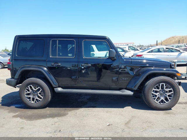 1C4PJXEN3SW656721 Jeep Wrangler 4-door Sahara 4x4