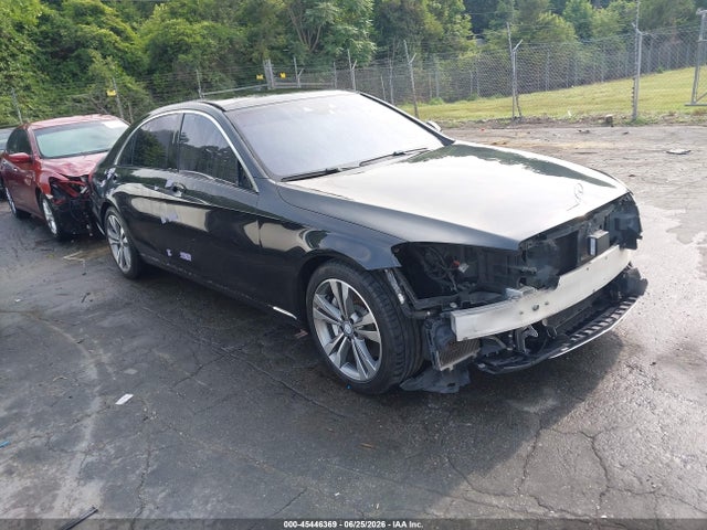 2015 Mercedes-benz S 550 4matic მანქანა იყიდება აუქციონზე, vin: WDDUG8FB0FA163082, აუქციონის ნომერი: 45446369