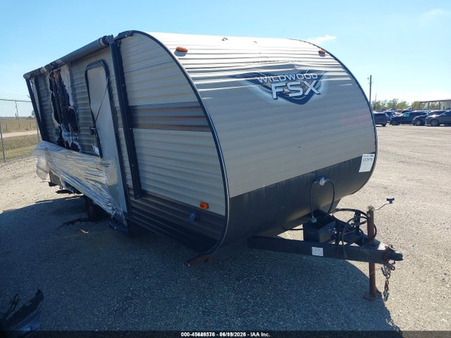 Продажа на аукционе авто 2019 Forest River Wildwood, vin: 4X4TWDT12KY093271, номер лота: 45446376