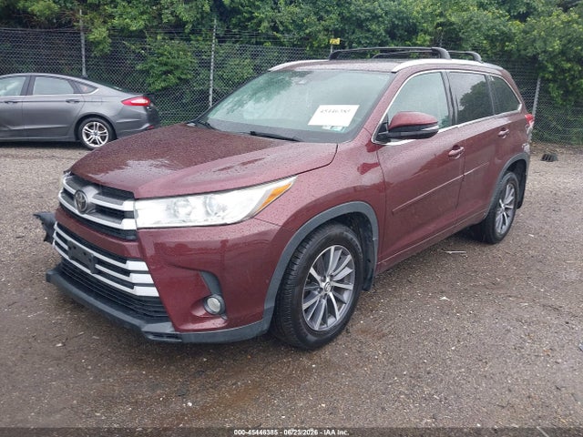 Toyota Highlander Xle 2017 5TDJZRFH5HS375581 Image 2