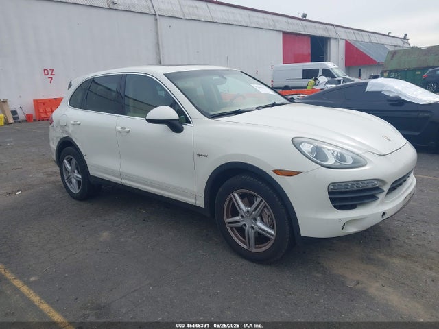 45446391 :رقم المزاد ، WP1AE2A27BLA91592 vin ، 2011 Porsche Cayenne Hybrid S مزاد بيع