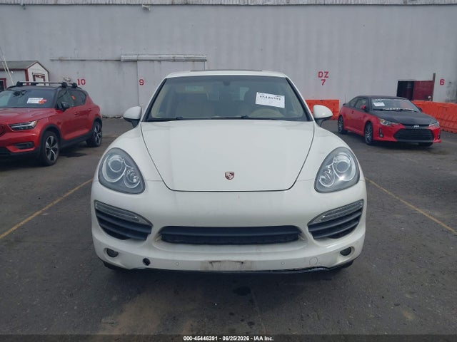 45446391 :رقم المزاد ، WP1AE2A27BLA91592 vin ، 2011 Porsche Cayenne Hybrid S مزاد بيع
