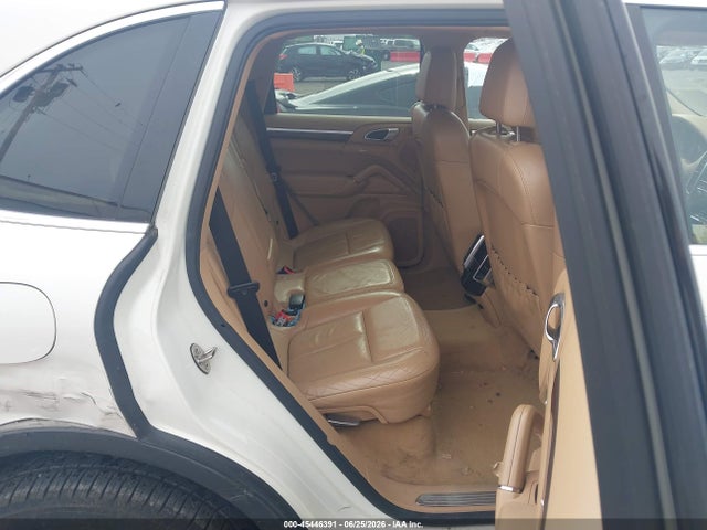 45446391 :رقم المزاد ، WP1AE2A27BLA91592 vin ، 2011 Porsche Cayenne Hybrid S مزاد بيع