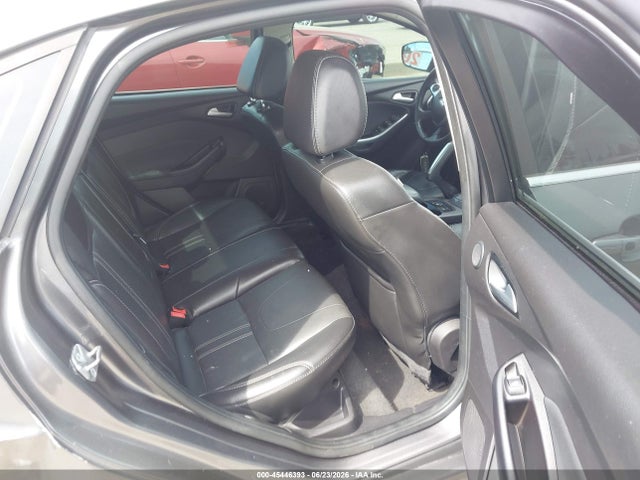 Ford Focus Titanium 2014 1FADP3J28EL117593 Image 8