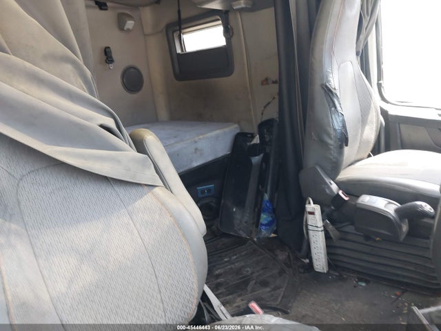 Продаж на аукціоні авто 2018 Volvo Vnl, vin: 4V4NC9EH4JN897591, номер лоту: 45446443