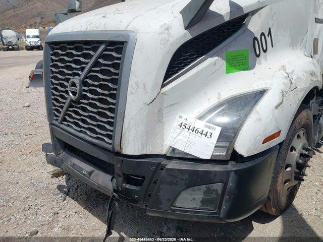 Продаж на аукціоні авто 2018 Volvo Vnl, vin: 4V4NC9EH4JN897591, номер лоту: 45446443