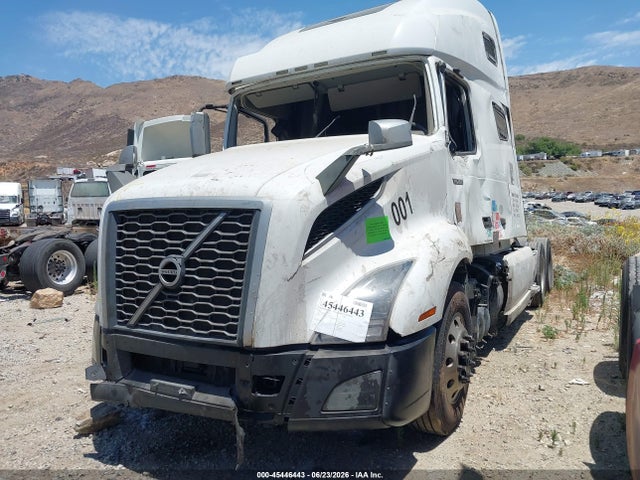 Продаж на аукціоні авто 2018 Volvo Vnl, vin: 4V4NC9EH4JN897591, номер лоту: 45446443