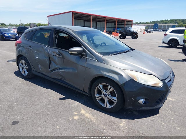 45446455 :رقم المزاد ، 1FAHP3K27CL338101 vin ، 2012 Ford Focus Se مزاد بيع