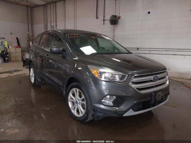 Продаж на аукціоні авто 2019 Ford Escape Se, vin: 1FMCU9GD8KUA00320, номер лоту: 45446501