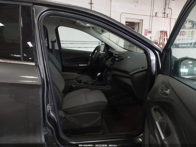 Продаж на аукціоні авто 2019 Ford Escape Se, vin: 1FMCU9GD8KUA00320, номер лоту: 45446501