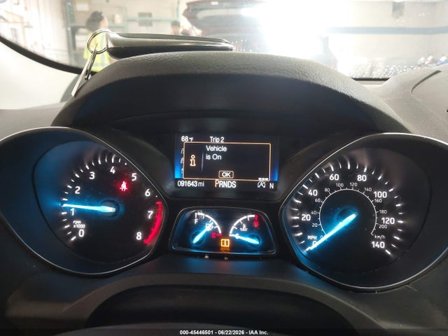 Продаж на аукціоні авто 2019 Ford Escape Se, vin: 1FMCU9GD8KUA00320, номер лоту: 45446501